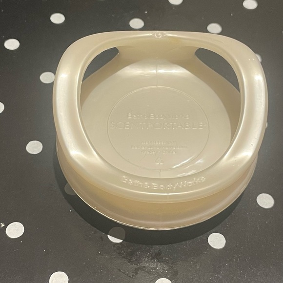 Bath & Body Works  Scent Portable x 3 - Picture 4 of 7